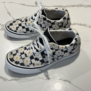 Vans Women's Dohney Daisy Flower Checkerboard Skater Sneakers Black Size 7 Shoes